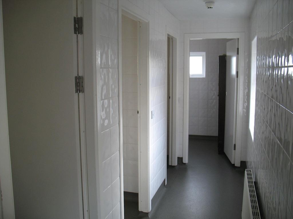 Beach Haven Holiday Hostel Tramore Room photo